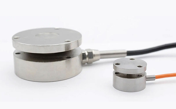 加速度傳感器 Dytran加速度傳感器的連接和使用(圖1)